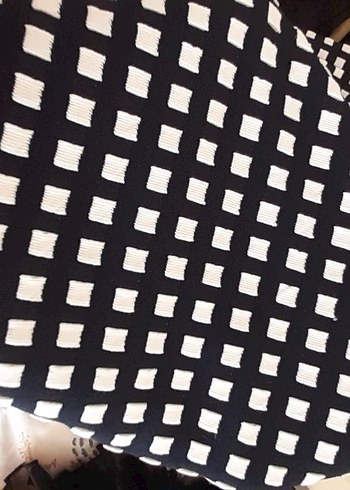 YuvarlakYaka Kısa Kollu Kareli Midi Elbise - Görsel 5