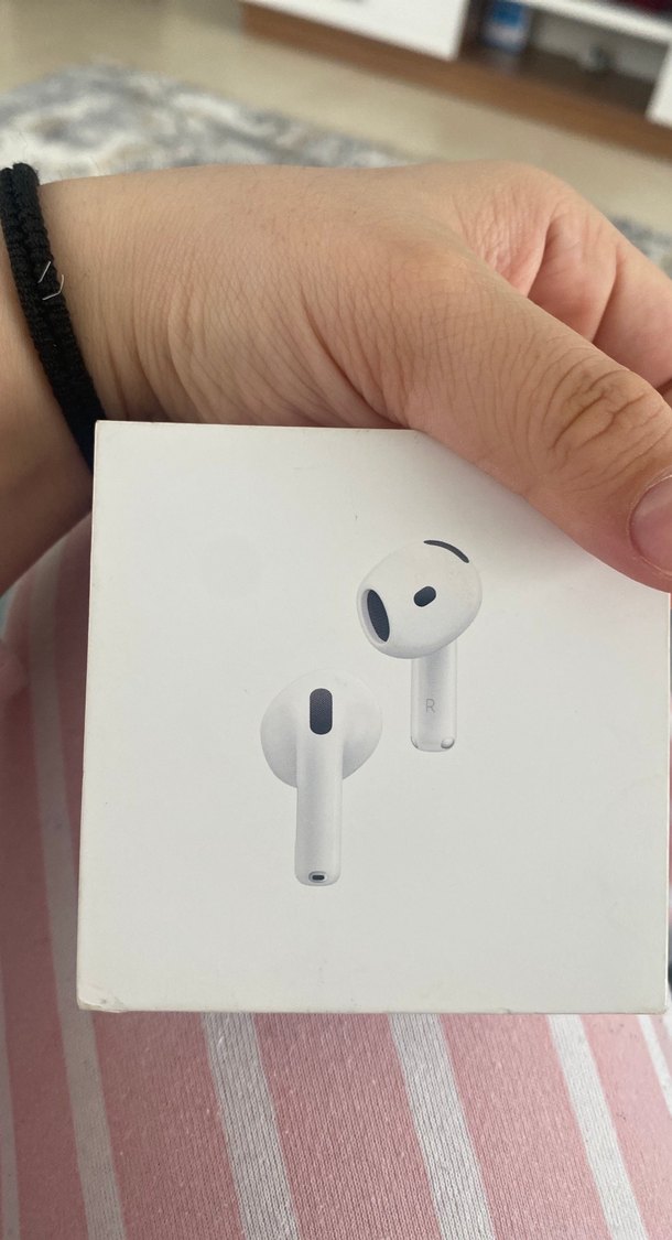 Apple AirPods 4 Aktif Gürültü Engelleme Beyaz Kablosuz Kulaklık - Görsel 4