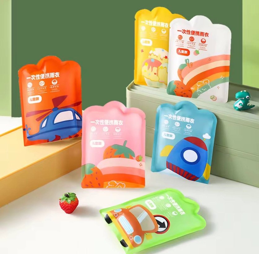 Tek kullanımlık çocuk Yağmurluk - Görsel 2