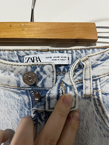 38 Beden Zara Yırtık Kot Pantalon