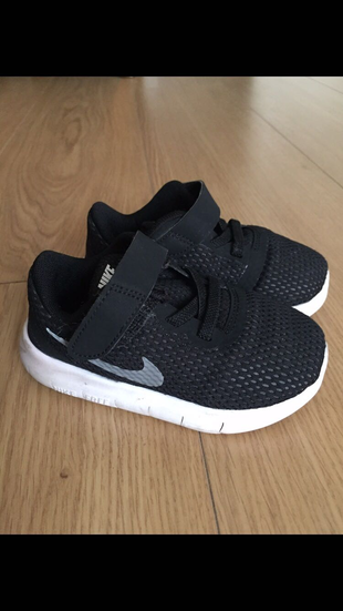 Nike çocuk ayakkabısı 23.5