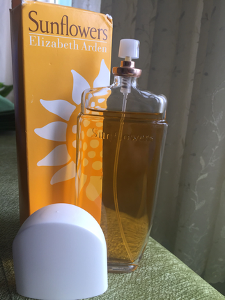 Az Kullanılmış Elizabeth Garden Sunflowers Parfüm Diğer Parfüm %73  İndirimli - Gardrops