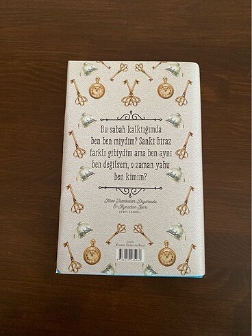 Alice Harikalar Diyarında & Aynadan İçeri