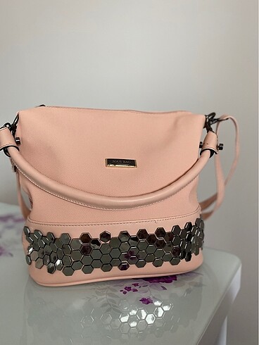 pudra pembe nas bag