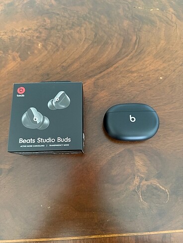 Beats Studio Buds