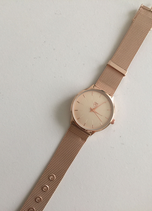 Rose gold saat 