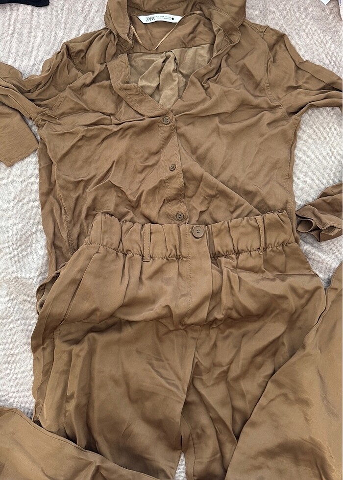 Zara saten gömlek pantolon takım - Görsel 3