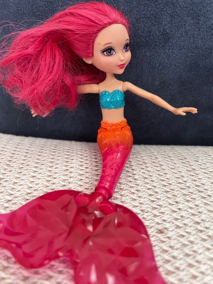 Barbie Renkli Pembe Deniz Kızı Bebek - Görsel 3