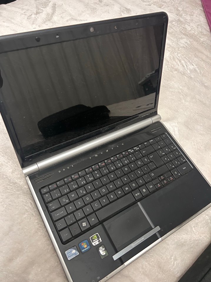 Laptop Bilgisayar - Görsel 3