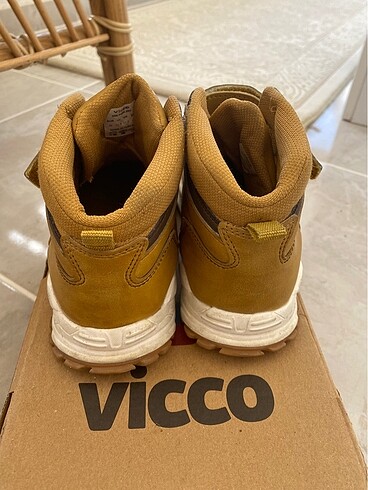 30 Beden Vicco erkek çocuk bot