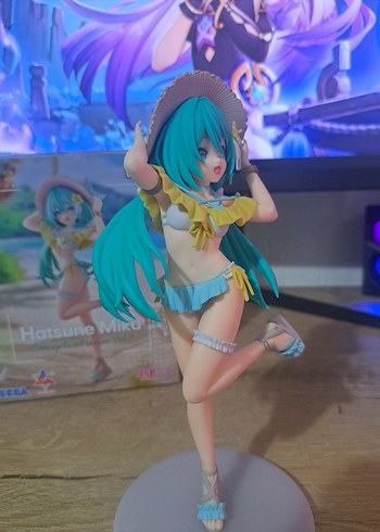  Beden Hatsune Miku SEGA Lumimista Figür