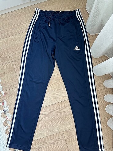 Orjinal Adidas eşofman unisex