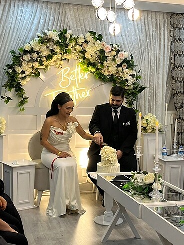s Beden Nişan elbisesi