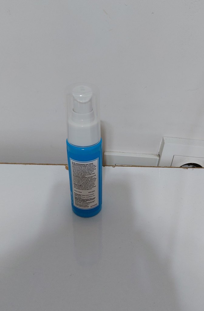 SPF 50+ Koruyucu Güneş Kremi - Görsel 2