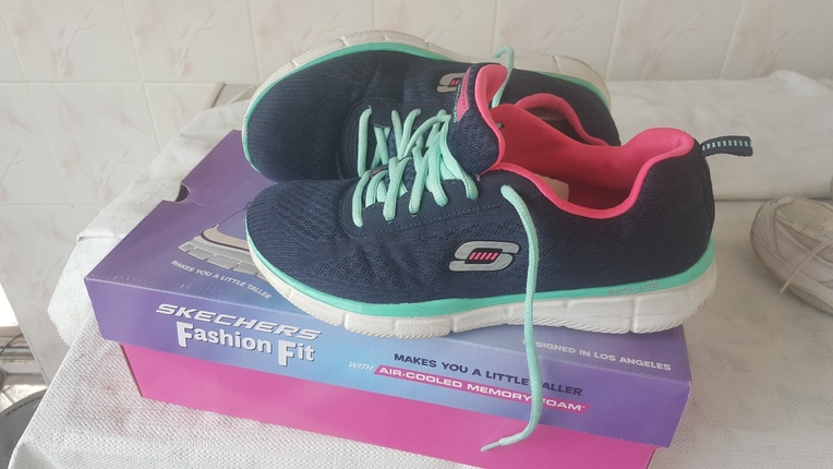 skechers orijinal super model 38.5 no