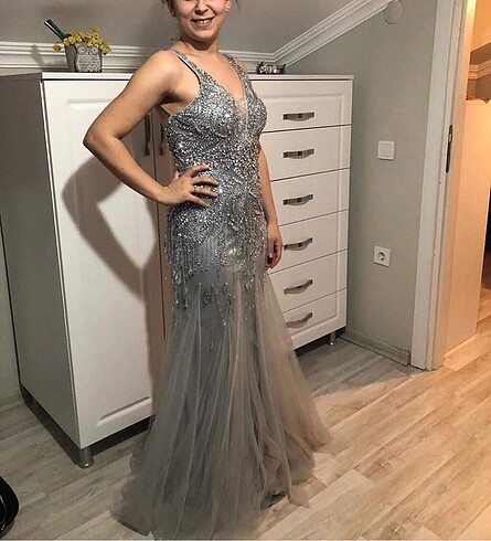 36 Beden gri Renk Oleg Cassini uzun elbise abiye nişanlık