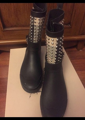 Burberry çizme - Görsel 2