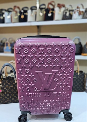 Louis Vuitton Pembe Monogramli Mini Valiz
