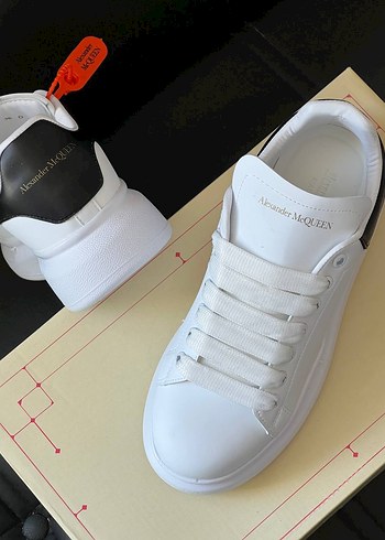 Alexander McQueen Beyaz Dusuk Bilek Sneaker