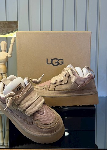 Ugg Bej Suet Sneaker