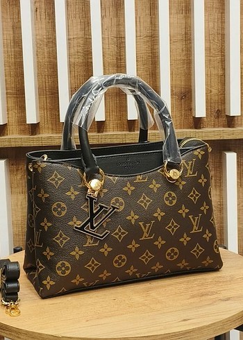 Louis Vuitton Monogramli Sik El Cantasi