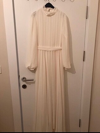 Nikah elbisesi ekru