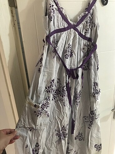 l Beden çeşitli Renk Mor Beyaz Elbise Çiçekli ve kuşaklı