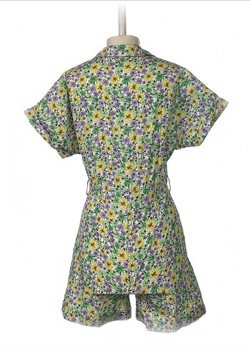 Çiçek Desenli Düğmeli Midi Elbise - Görsel 3