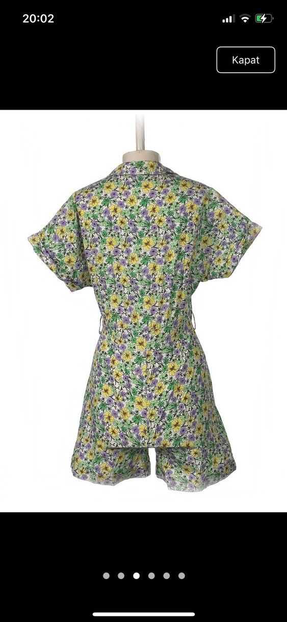 Çiçek Desenli Düğmeli Midi Elbise - Görsel 3