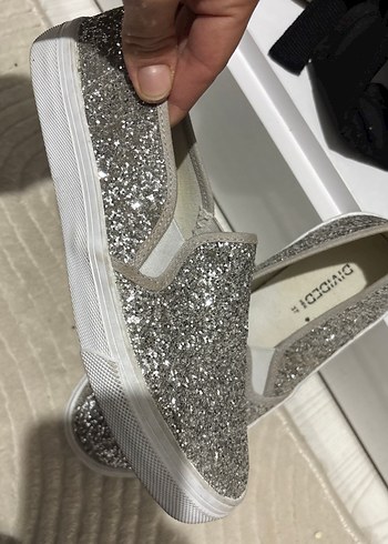 Gri Simli Kadın Dolgu Topuk Spor Ayakkabı - Görsel 3