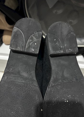 Siyah Süet Püsküllü Blok Topuklu Kadın Ayakkabı - Görsel 3