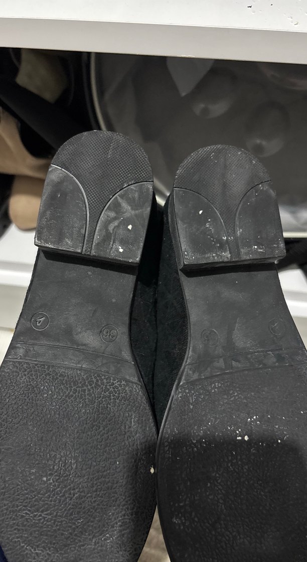 Siyah Süet Püsküllü Blok Topuklu Kadın Ayakkabı - Görsel 3