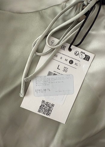 l Beden yeşil Renk Bershka elbise
