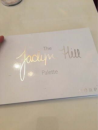 Jaclyn hill palet
