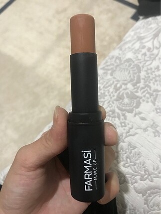 Farmasi Stick Contour