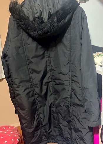 Siyah Fermuarlı Kadın Kışlık Mont - Görsel 2