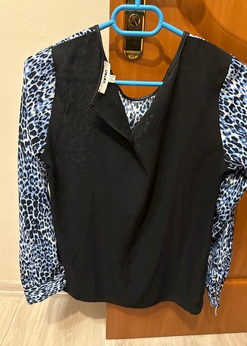 Mavi Yılan Desenli Kadın Uzun Kollu Bluz - Görsel 3