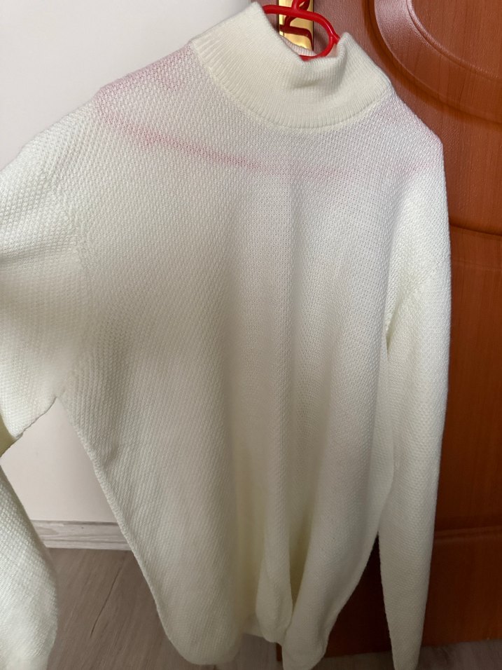 Erkek Beyaz Boğazlı Triko Kazak - Görsel 3