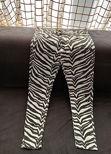 Zebra desen pantolon 