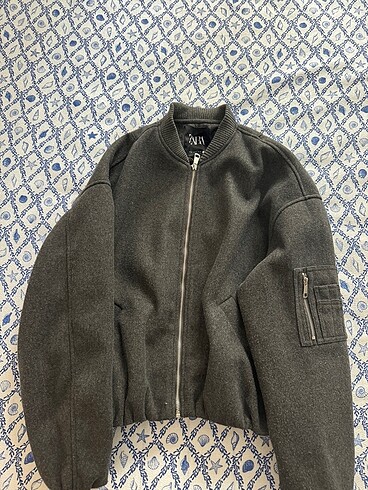 Zara Bomber