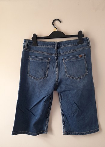 Kadın Mavi  diz altı  kot sort - Görsel 2