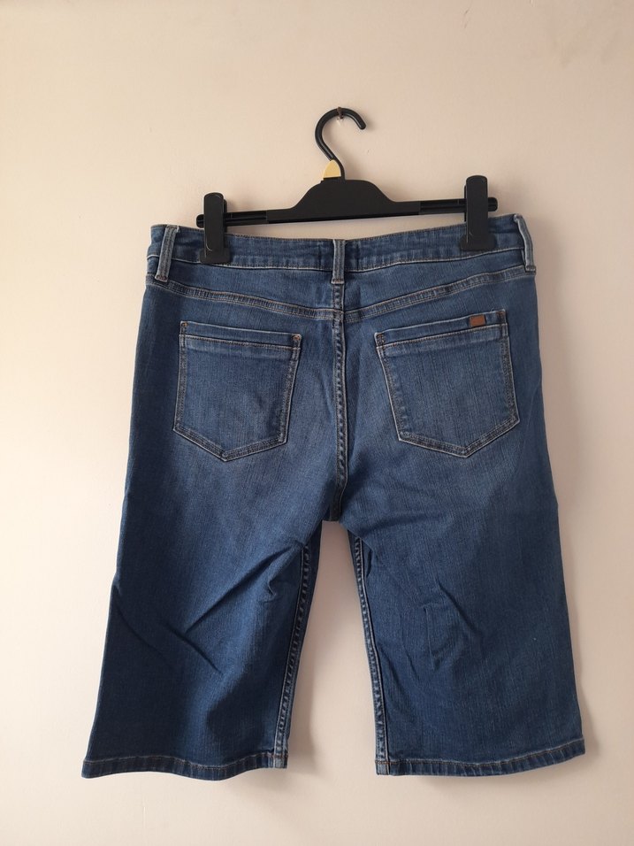 Kadın Mavi  diz altı  kot sort - Görsel 2