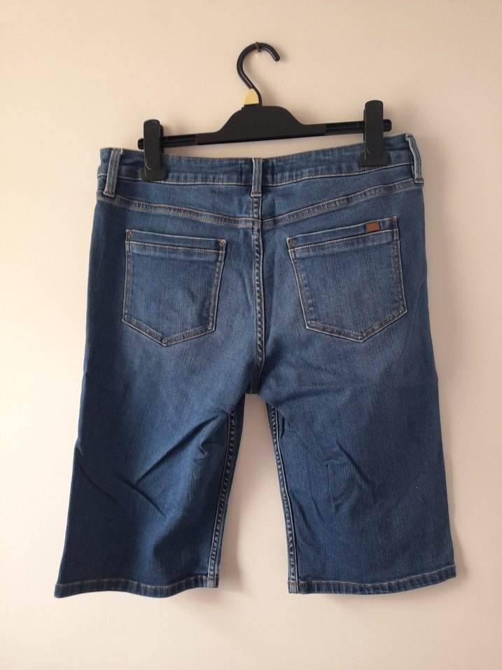 Kadın Mavi  diz altı  kot sort - Görsel 4