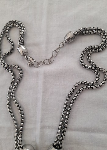 Uzun Zincir Detaylı Gri Kadın Kolye - Görsel 4