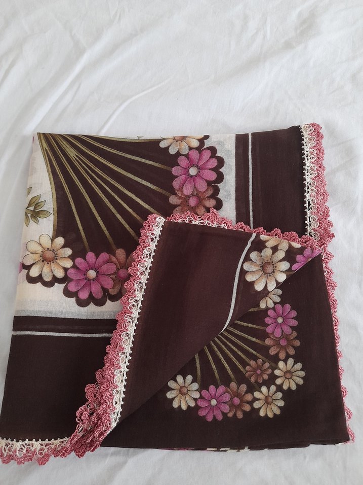 Dantel Detaylı Kahverengi Kadın Fular - Görsel 2