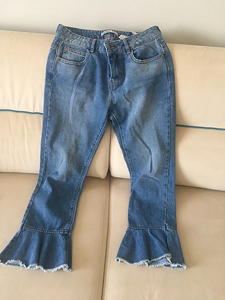 Zara Fırfırlı detaylı Zara jeans