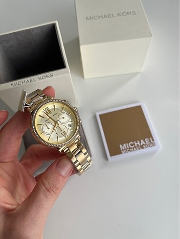 Michael kors saat