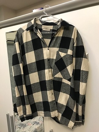Pull&bear siyah beyaz ekose gömlek