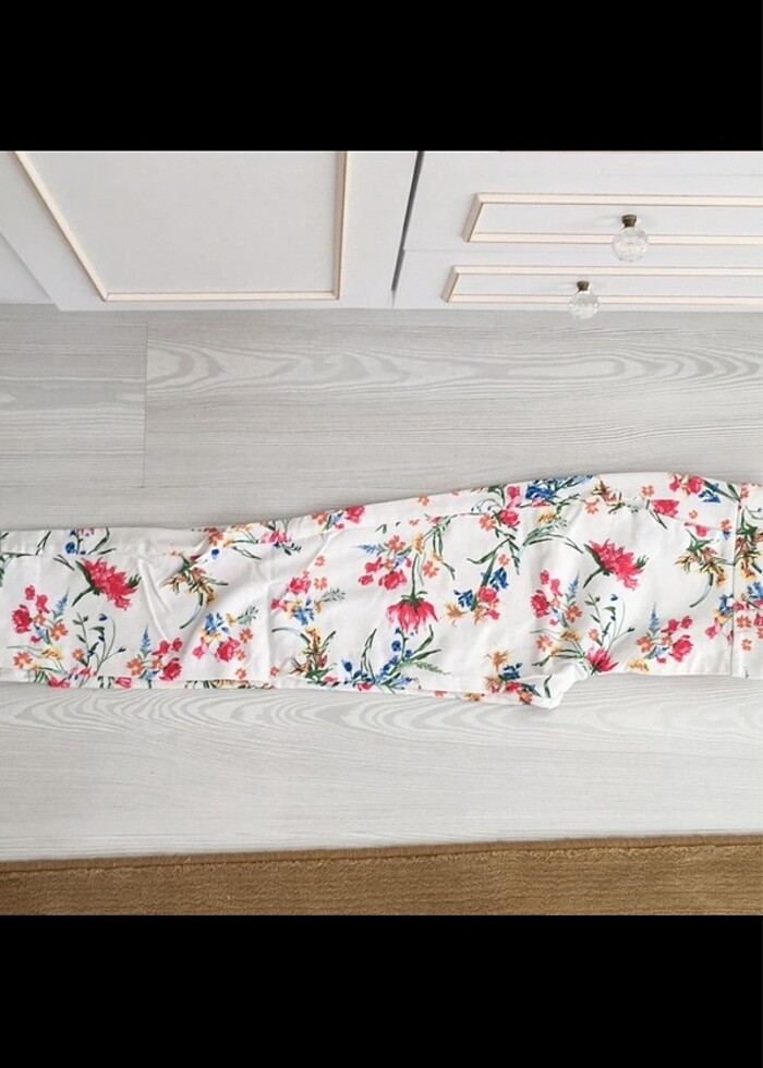 Çiçek desenli cigarette kesim pantolon - Görsel 2