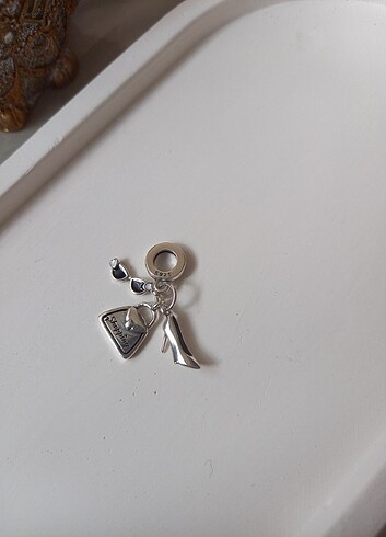 925 damgalı charm